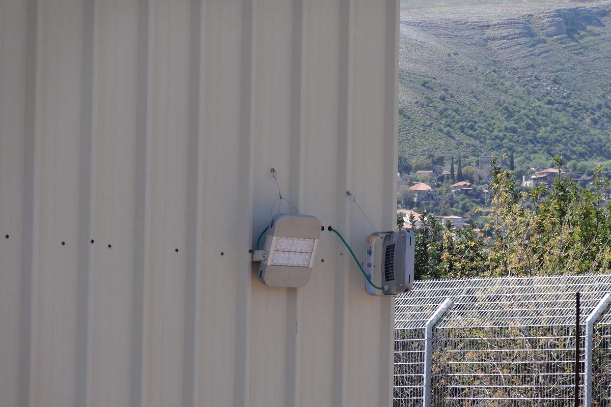 phare led extérieur série H pour l'éclairage de zones en Israël-3