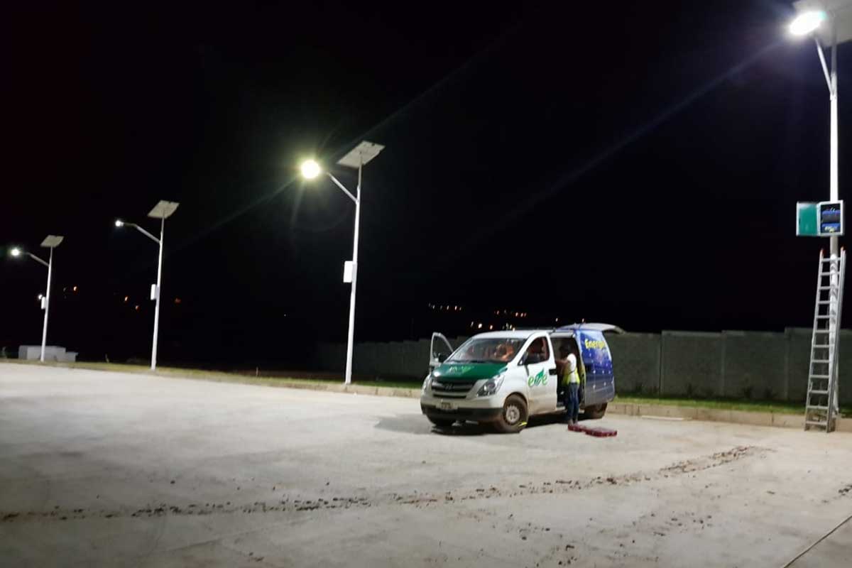 Série K Tete Lampadaire LED pour système d'éclairage public solaire au Mexique-3