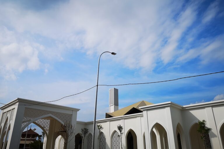 lampadaire eclairage public LED de la série H dans la mosquée