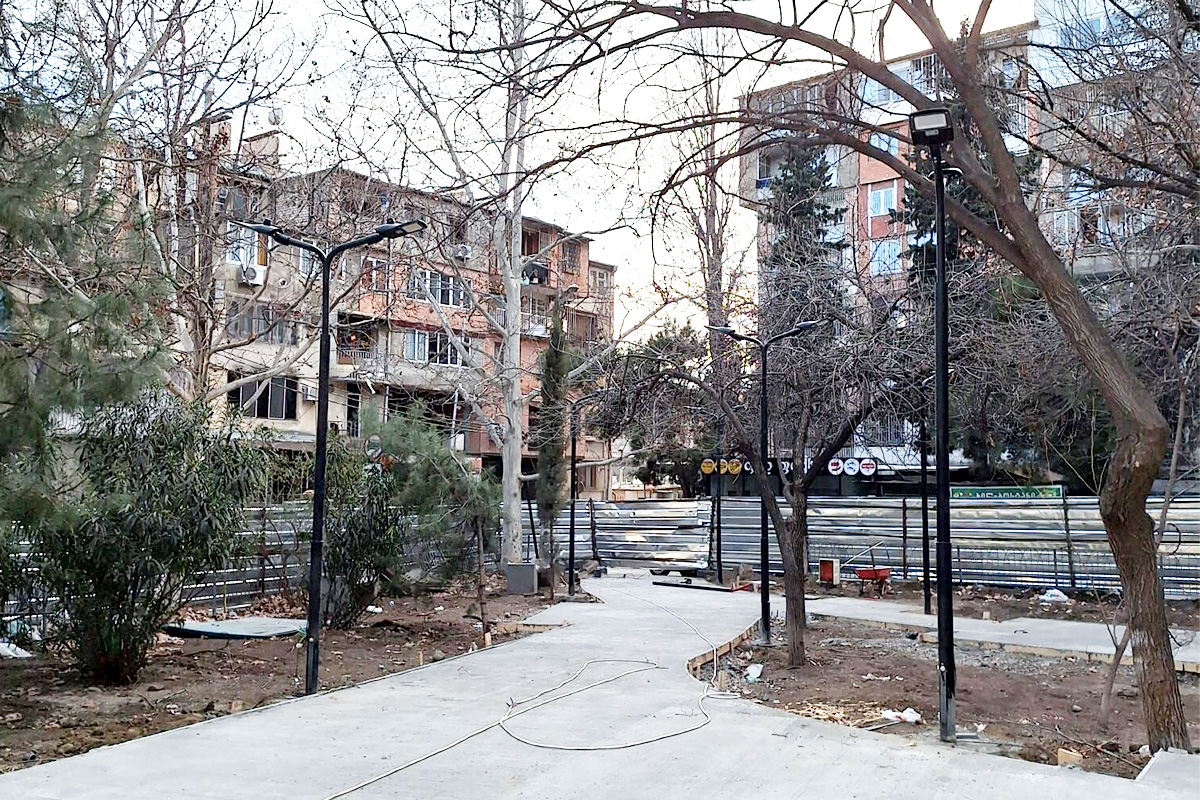 Falcon pour les éclairage publics pour les piétons en Géorgie-2