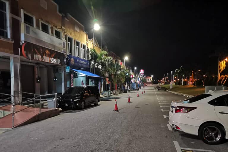 Éclairage de parking commercial de la série K à Malacca-3